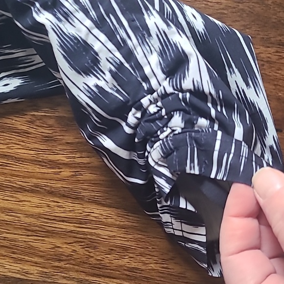 Athleta ruched ankle beach pants Size 4 - Picture 3 of 8